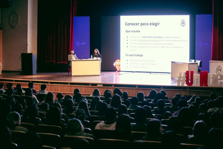 Muestra UNC 2025 - dia 2 - 18